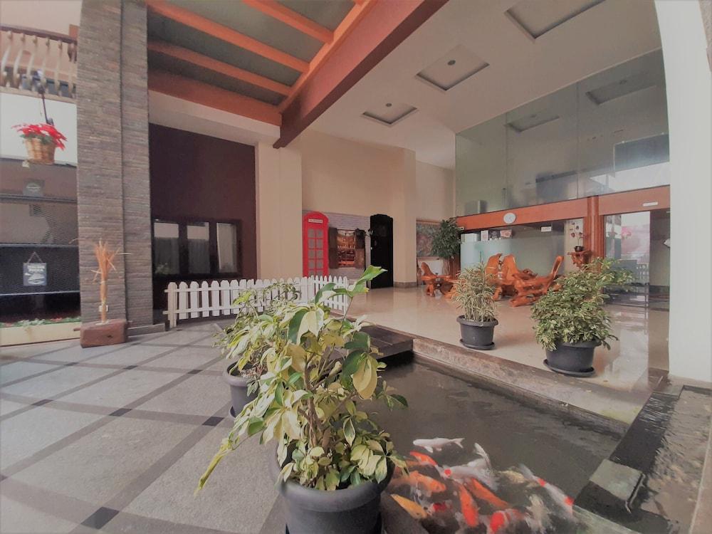 The Palais Hotel Dago باندونج المظهر الخارجي الصورة