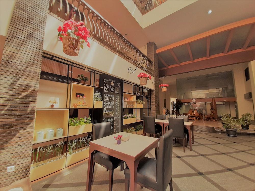 The Palais Hotel Dago باندونج المظهر الخارجي الصورة